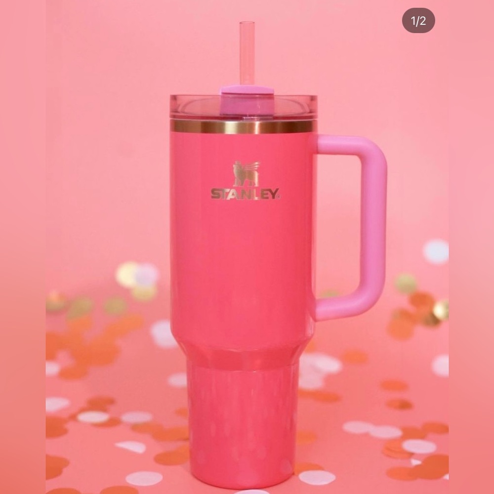 THE QUENCHER H2.0
FLOWSTATE™ TUMBLER
40 OZ
LAUNCHING